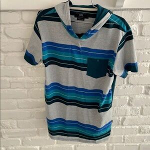 Beautiful Giant stripped tee shirt size M!!